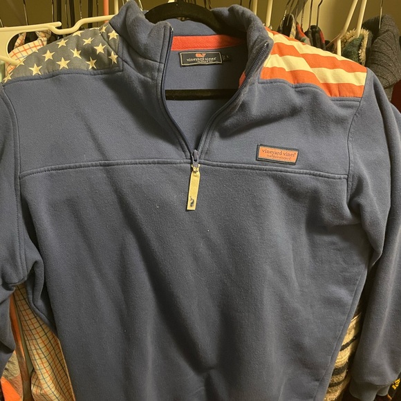 Vineyard Vines Quarter Zip - Picture 2 of 4